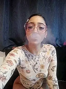 Snapshot of LilithMonette chatting on 01-18-26, 09:51 LilithMonette online show from 01-18-26, 09:51