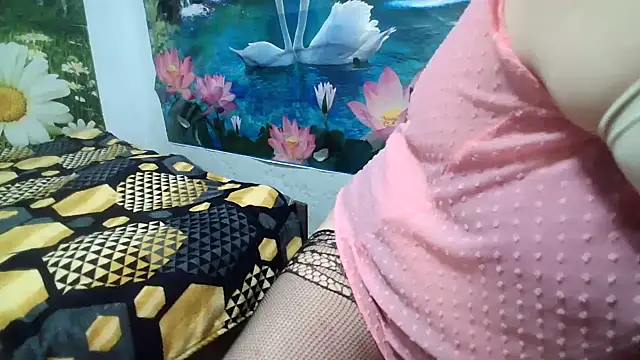 AnnaXGoldX online show from 04-22-26, 07:15