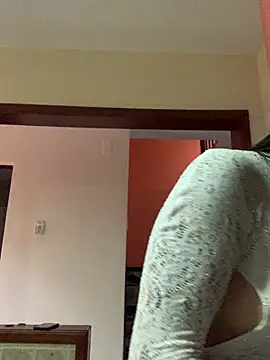 Dannii- online show from 04-11-26, 10:46