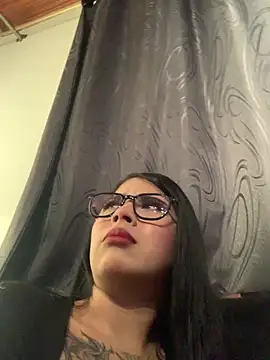 Snapshot of Dannii- chatting on 03-03-26, 02:29 Dannii- online show from 03-03-26, 02:29