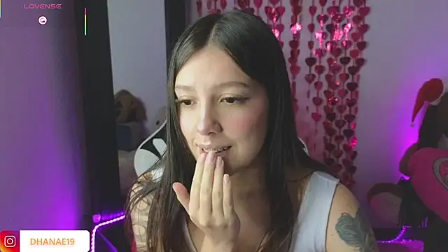 Snapshot of Dhanaee chatting on 01-14-26, 08:56 Dhanaee online show from 01-14-26, 08:56