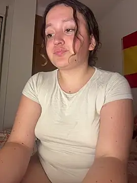 Snapshot of SulaySpain chatting on 07-10-26, 05:46 SulaySpain online show from 07-10-26, 05:46