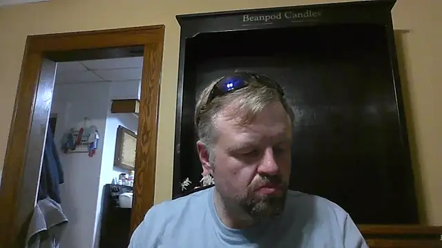 TheOneDonShaun online show from 04-11-26, 02:52