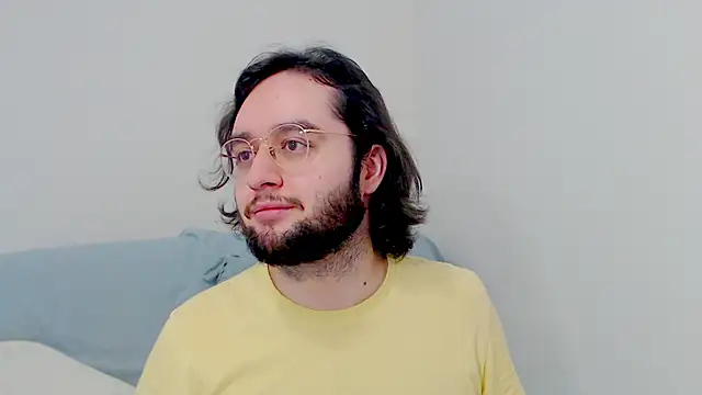 Snapshot of eren_jaeger2000 chatting on 01-13-26, 02:26 eren jaeger2000 online show from 01-13-26, 02:26