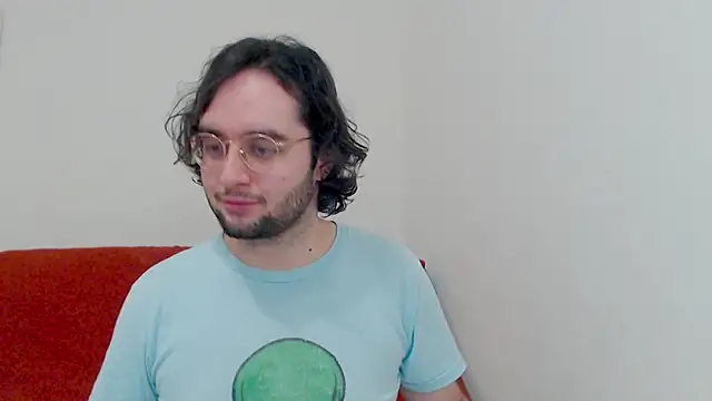 Snapshot of eren_jaeger2000 chatting on 12-05-25, 04:22 eren jaeger2000 online show from 12-05-25, 04:22