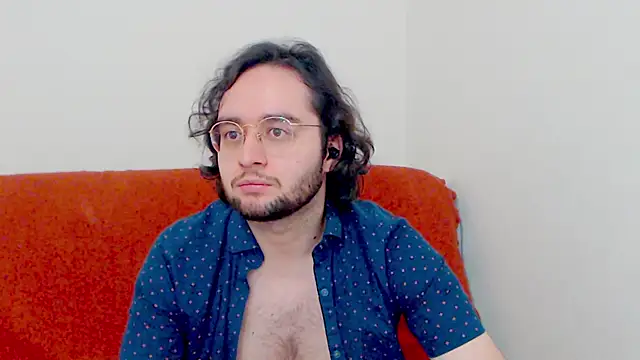 Snapshot of eren_jaeger2000 chatting on 12-14-25, 08:09 eren jaeger2000 online show from 12-14-25, 08:09