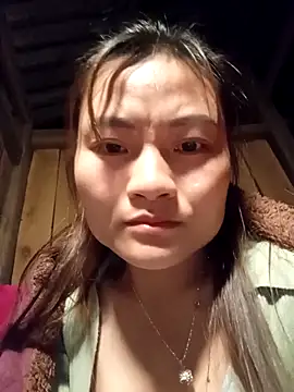 Lee-Thee online show from 11-19-25, 02:17