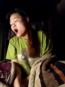 Lee-Thee online show from 11-30-25, 04:30