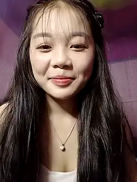 Snapshot of Baa-bee22 chatting on 06-18-26, 02:21 Baa-bee22 online show from 06-18-26, 02:21