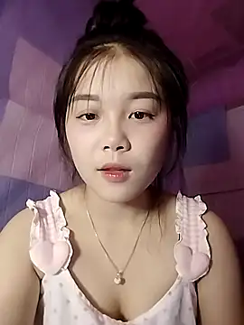 Snapshot of Baa-bee22 chatting on 05-19-26, 01:10 Baa-bee22 online show from 05-19-26, 01:10