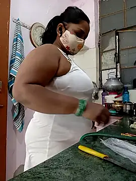 CUTE-LOVE-SWEETS online show from 02-20-26, 02:41