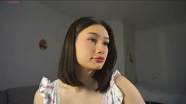 SoftLuna online show from 11-20-25, 05:30