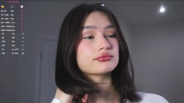 SoftLuna online show from 11-25-25, 05:52