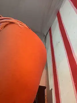 justcallmemargo online show from 12-14-25, 01:45