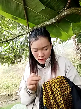 meomeo-00 online show from 12-18-25, 02:38