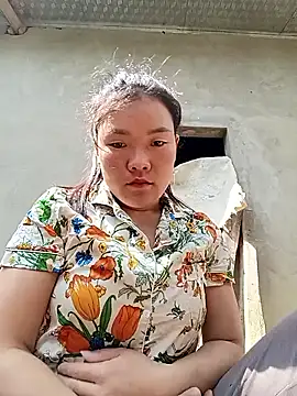 Snapshot of meomeo-00 chatting on 02-06-26, 04:41 meomeo-00 online show from 02-06-26, 04:41