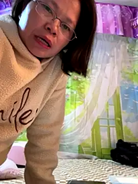 Yes-Baby-A online show from 12-15-25, 11:38