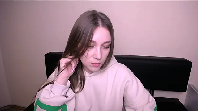 Snapshot of MillaTems_ chatting on 11-27-25, 10:59 MillaTems online show from 11-27-25, 10:59