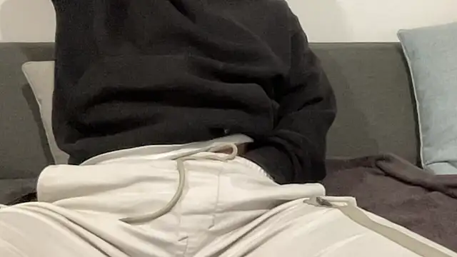 Noxial Red online show from 11-30-25, 07:25