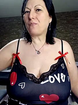 LeillaaX online show from 04-03-26, 07:15