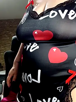 LeillaaX online show from 04-04-26, 08:10