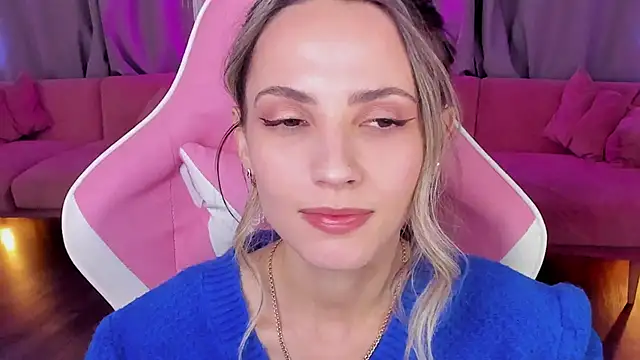 amelia meili online show from 11-24-25, 01:00