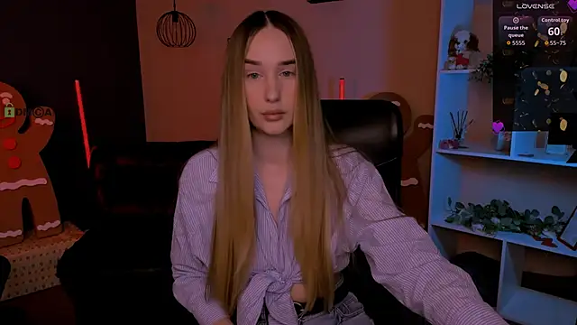  kellykitten  online show from 12-18-25, 10:08