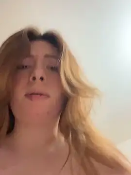 AmberRosewood online show from 11-29-25, 04:40