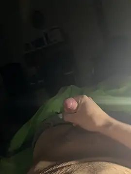 Snapshot of Alessandro_478 chatting on 11-21-25, 08:19 Alessandro 478 online show from 11-21-25, 08:19