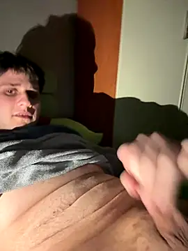 Snapshot of Alessandro_478 chatting on 11-22-25, 07:46 Alessandro 478 online show from 11-22-25, 07:46