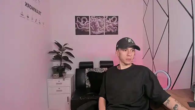 James Adams 01 online show from 11-20-25, 01:12