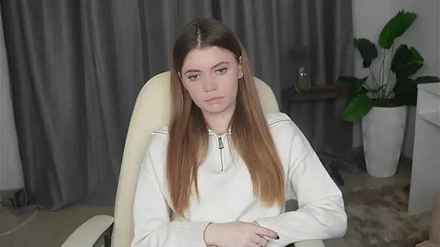 AngelesBenitz online show from 11-18-25, 02:20