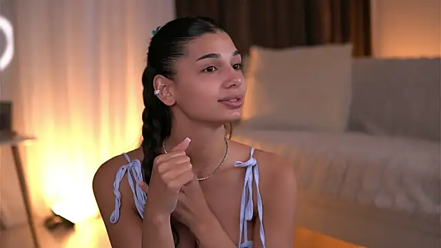 LuvCaprice online show from 06-19-26, 02:45