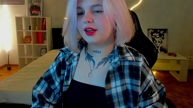 shadow  purrr online show from 11-22-25, 01:37