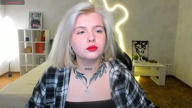 shadow  purrr online show from 12-15-25, 01:11