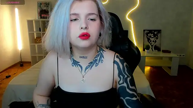 shadow  purrr online show from 12-02-25, 01:39