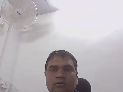 Snapshot of Sagarnp chatting on 11-21-25, 07:29 Sagarnp online show from 11-21-25, 07:29