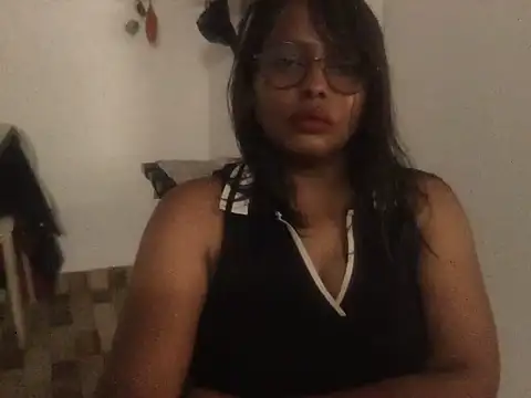 raveena hot online show from 06-26-26, 05:13