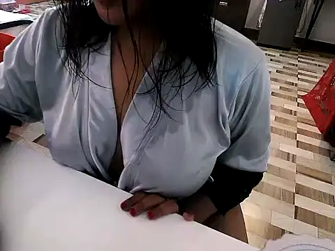 raveena hot online show from 04-09-26, 03:18