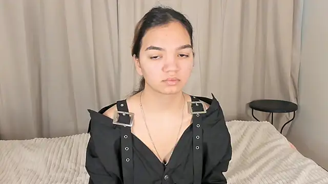 CoreenLuebbers online show from 11-21-25, 08:02