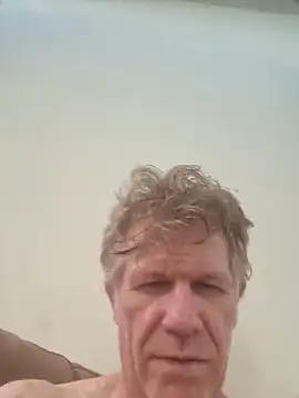 Snapshot of Hardwarelane67 chatting on 03-20-26, 11:39 Hardwarelane67 online show from 03-20-26, 11:39