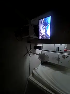 Snapshot of Hardwarelane67 chatting on 03-12-26, 12:09 Hardwarelane67 online show from 03-12-26, 12:09