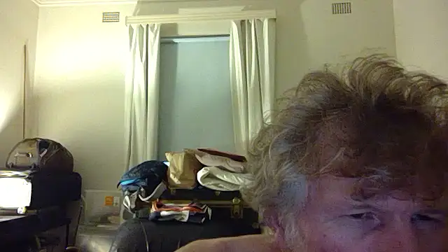 Snapshot of Hardwarelane67 chatting on 11-26-25, 02:39 Hardwarelane67 online show from 11-26-25, 02:39