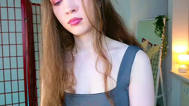 SilentLily online show from 11-30-25, 09:37