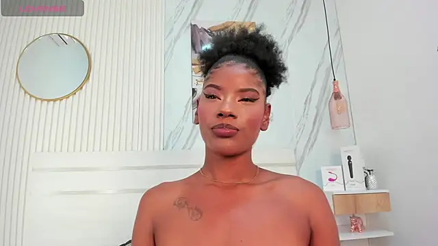 Afro Luna online show from 11-29-25, 12:05