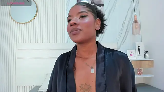 Afro Luna online show from 11-28-25, 12:05