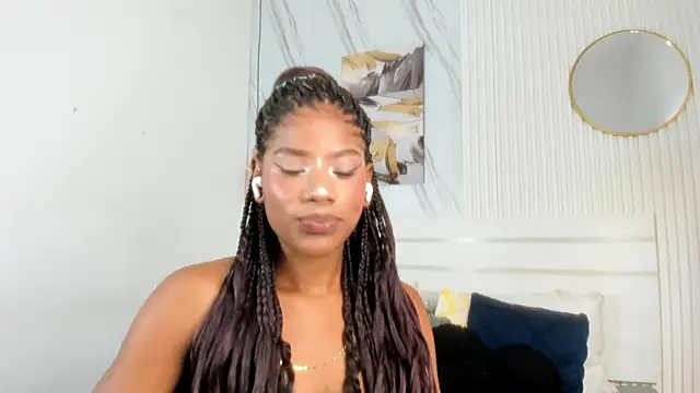 Afro Luna online show from 06-27-26, 11:49