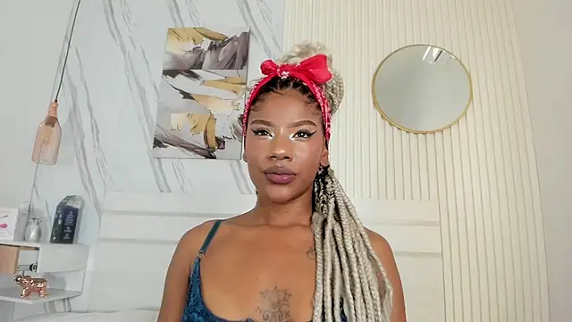 Afro Luna online show from 03-05-26, 11:51