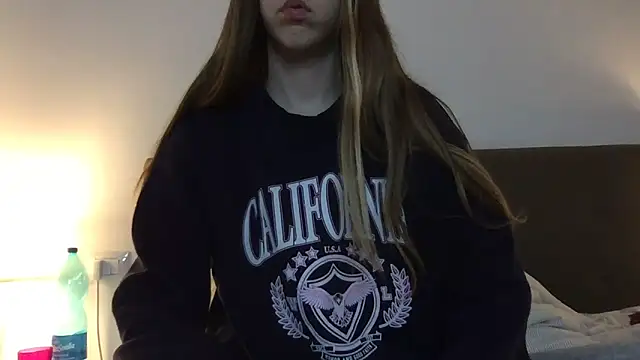 Martimartinaxx online show from 03-24-26, 07:58