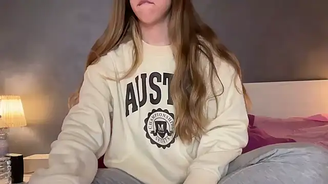 Martimartinaxx online show from 04-09-26, 08:04